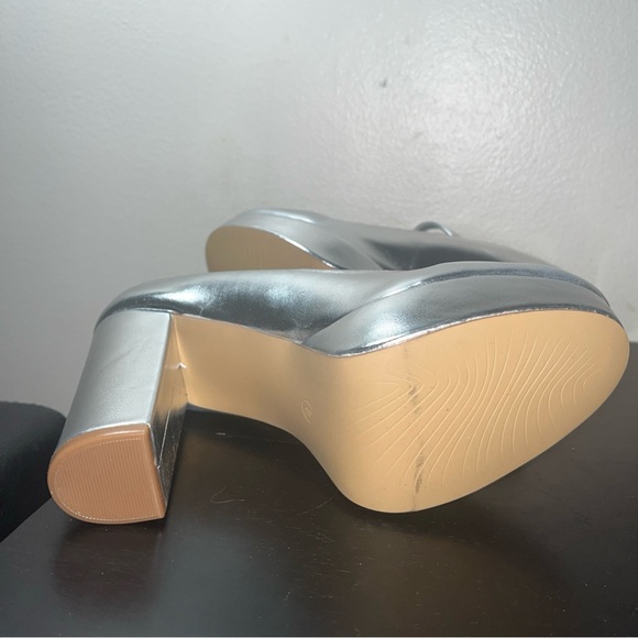 Perphy Platform Mary Janes Block Heels Pumps for Women Metallic Silver Sz 8 - Picture 10 of 12